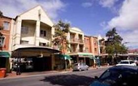 The Grand Apartments North Adelaide 3*